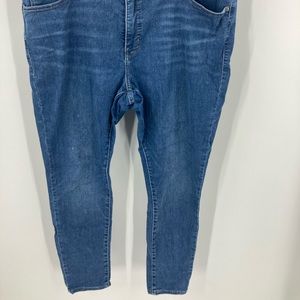 Levis 310 Shaping Super Skinny Jeans Size 20 W Medium Dark Wash Denim High Rise